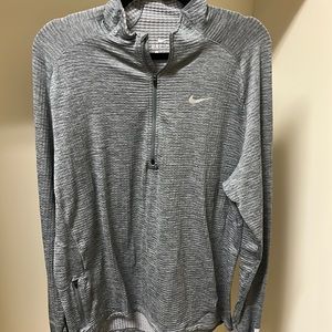 Nike Quarter Zip